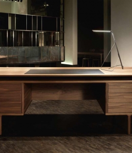 RIVIE DESK