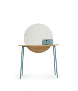 BẦN TRANG ĐIỂM 001