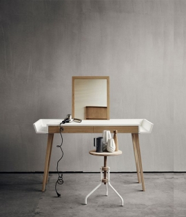 Bàn Trang Điểm DT19